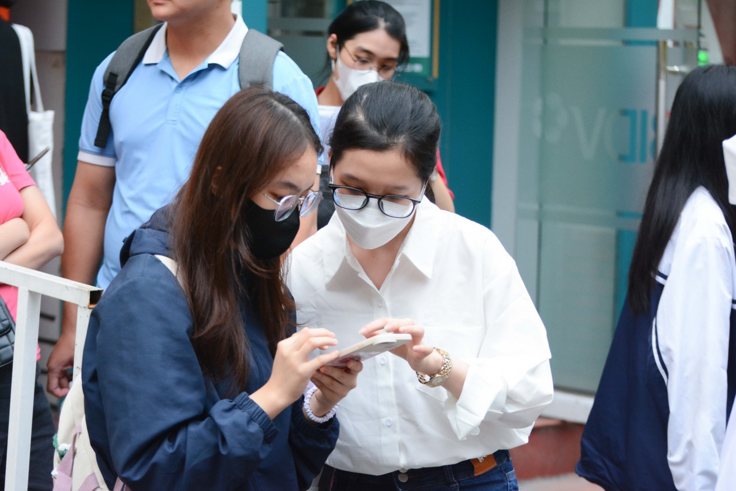Hôm nay hàng nghìn thí sinh tới Đại học Sư Phạm Hà Nội thi đánh giá năng lực -0