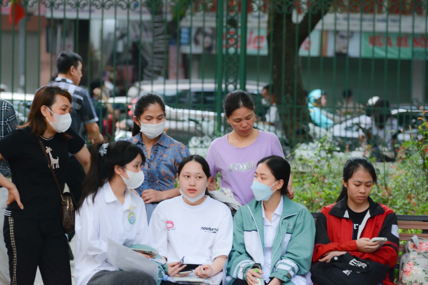 Hôm nay hàng nghìn thí sinh tới Đại học Sư Phạm Hà Nội thi đánh giá năng lực -1