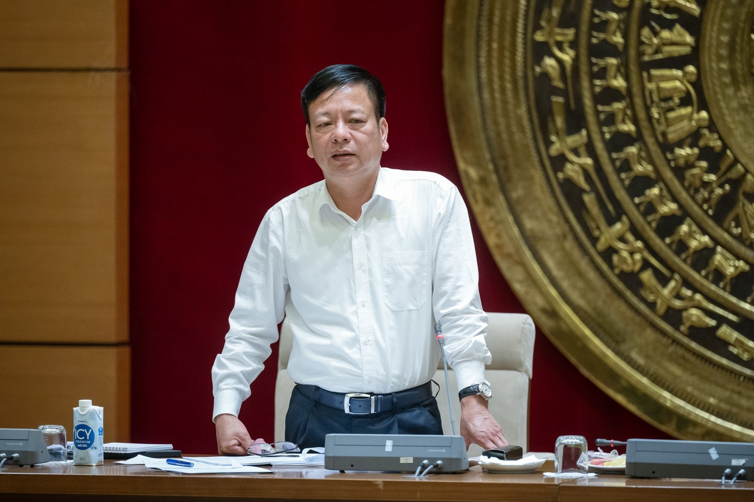Phó Chủ nhiệm Ủy ban Pháp luật, Phó Tổng thư ký Quốc hội Nguyễn Trường Giang phát biểu
