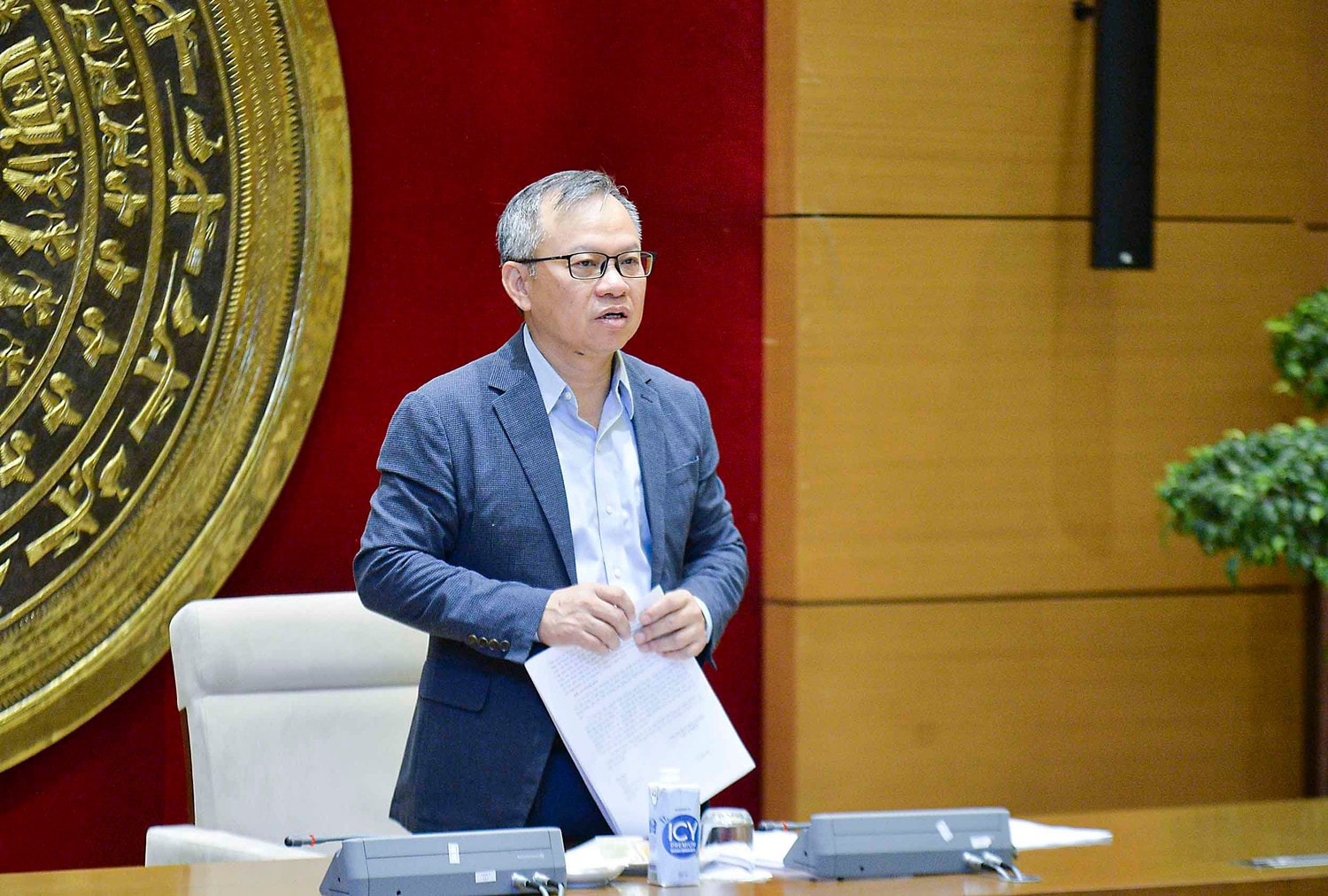 Phó Chủ nhiệm Ủy ban Đối ngoại Nguyễn Mạnh Tiến chủ trì cuộc họp 