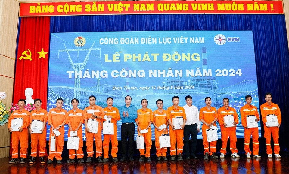 Phát động Tháng Công nhân và Tháng hành động về An toàn vệ sinh lao động năm 2024 -0