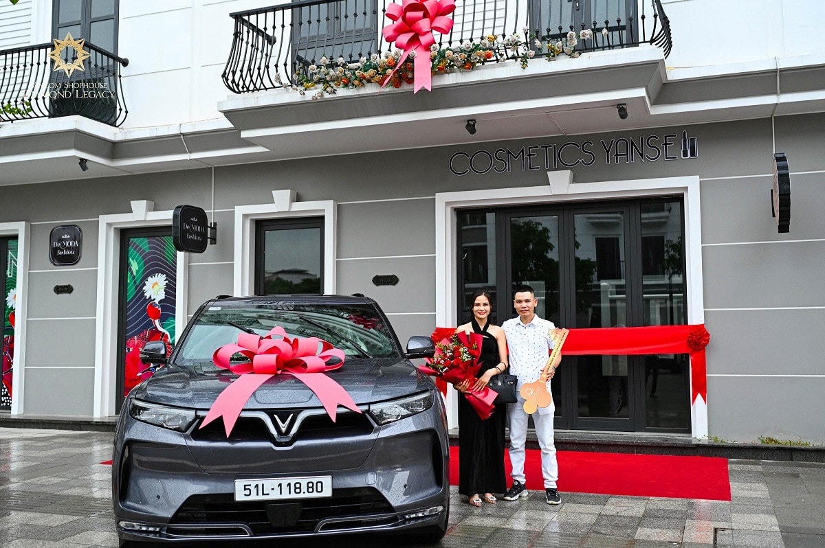 Vincom Shophouse Diamond Legacy chính thức bàn giao nhà phố cho cư dân -0