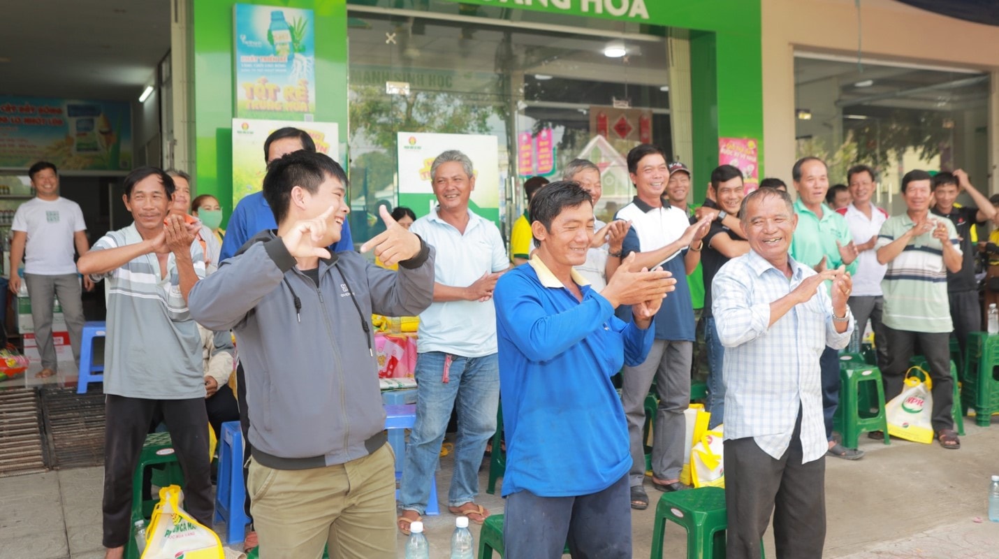 Đoàn Roadshow “mùa vàng thắng lớn 2024” mang niềm vui trải khắp mọi miền -0