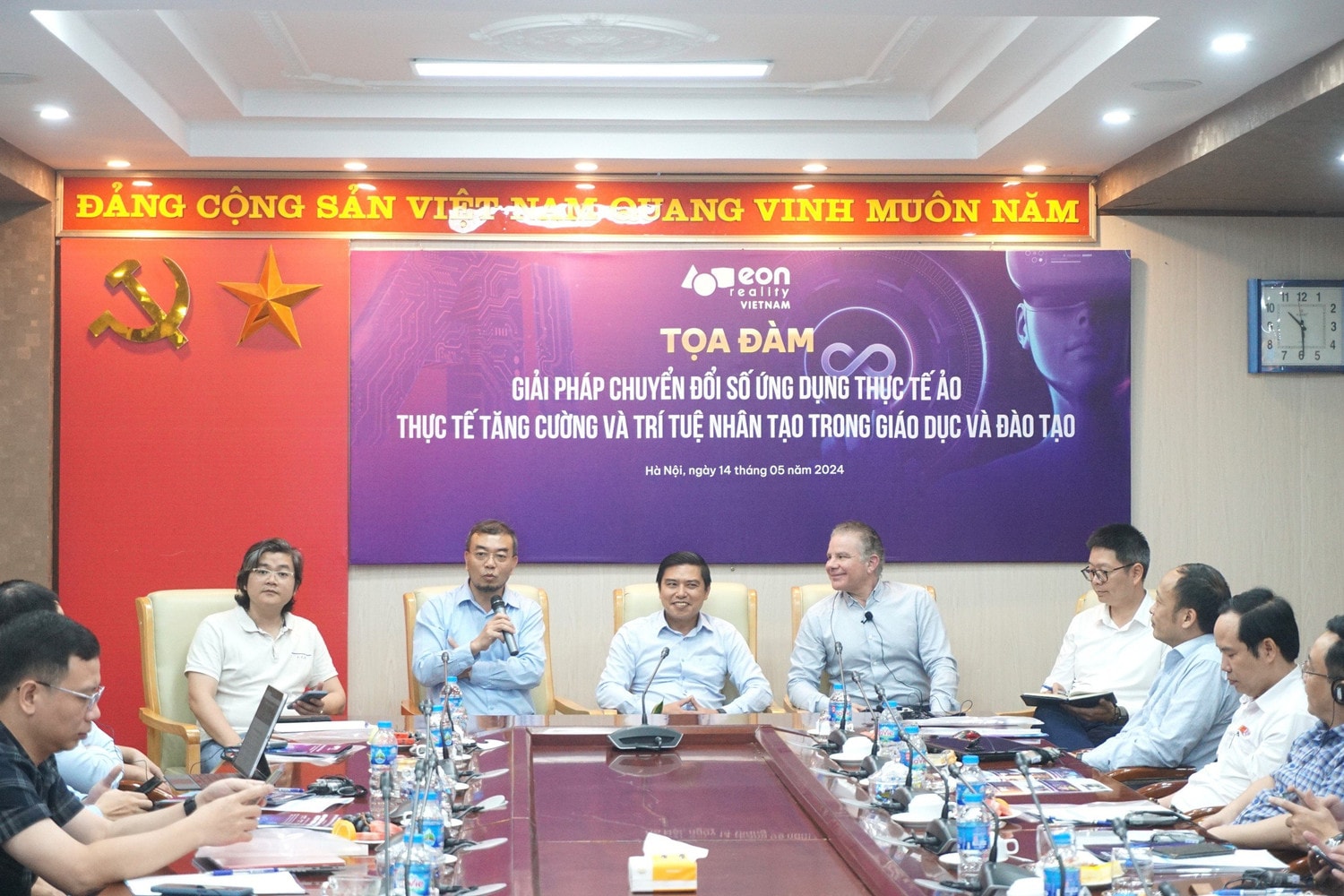 Nguồn nhân lực vừa là động lực, vừa là định hướng, vừa là nền tảng phát triển nền kinh tế -0
