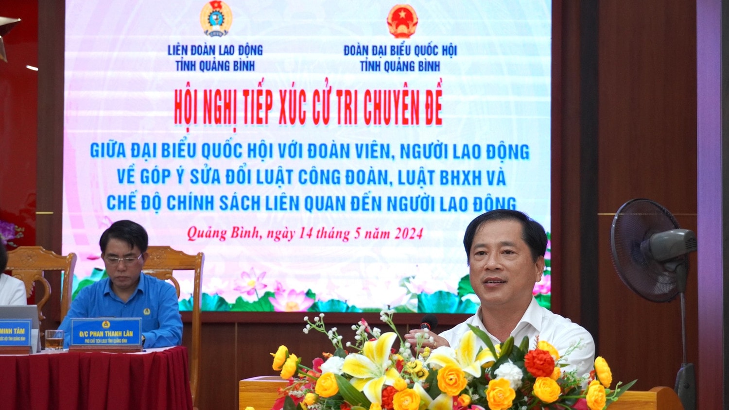 Quảng Bình: Đoàn ĐBQH tỉnh tiếp xúc cử tri là người lao động -0