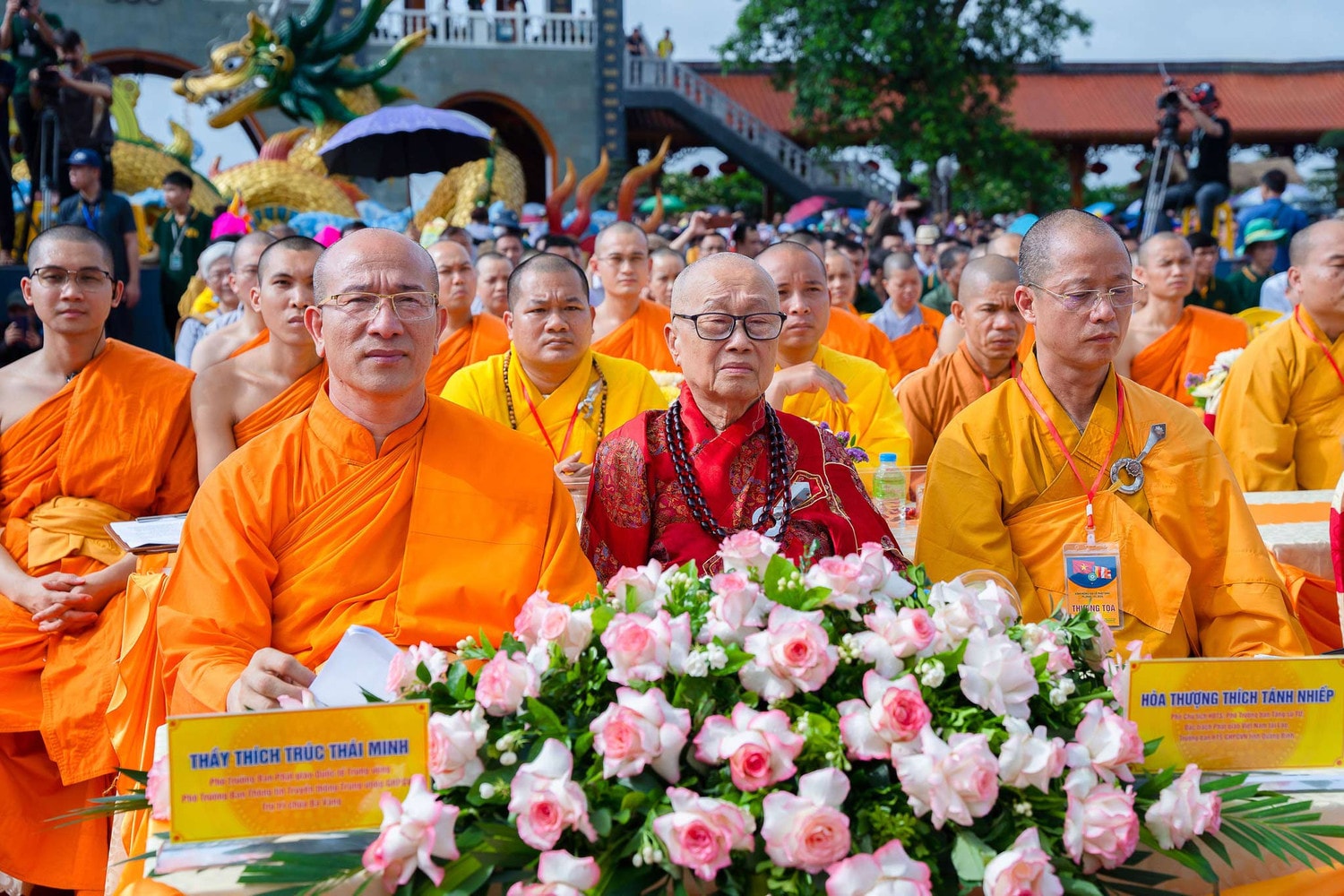 Tôn vinh giá trị của Phật giáo vì hòa bình, hạnh phúc 