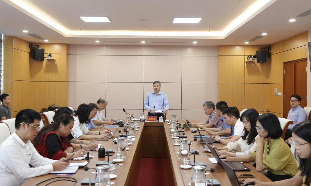 Phó Tổng Giám đốc BHXH Việt Nam Nguyễn Đức Hòa phát biểu chỉ đạo Hội nghị. Ảnh: BH