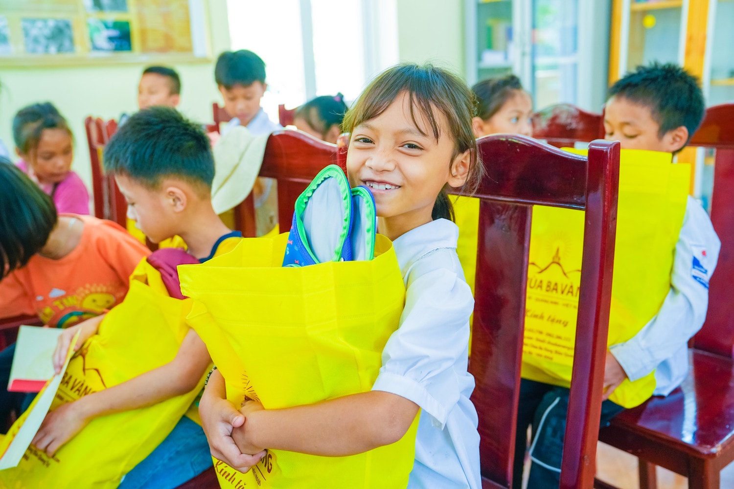 Chùa Ba Vàng chung tay xây dựng Nông thôn mới Pa Thơm - Điện Biên - 0