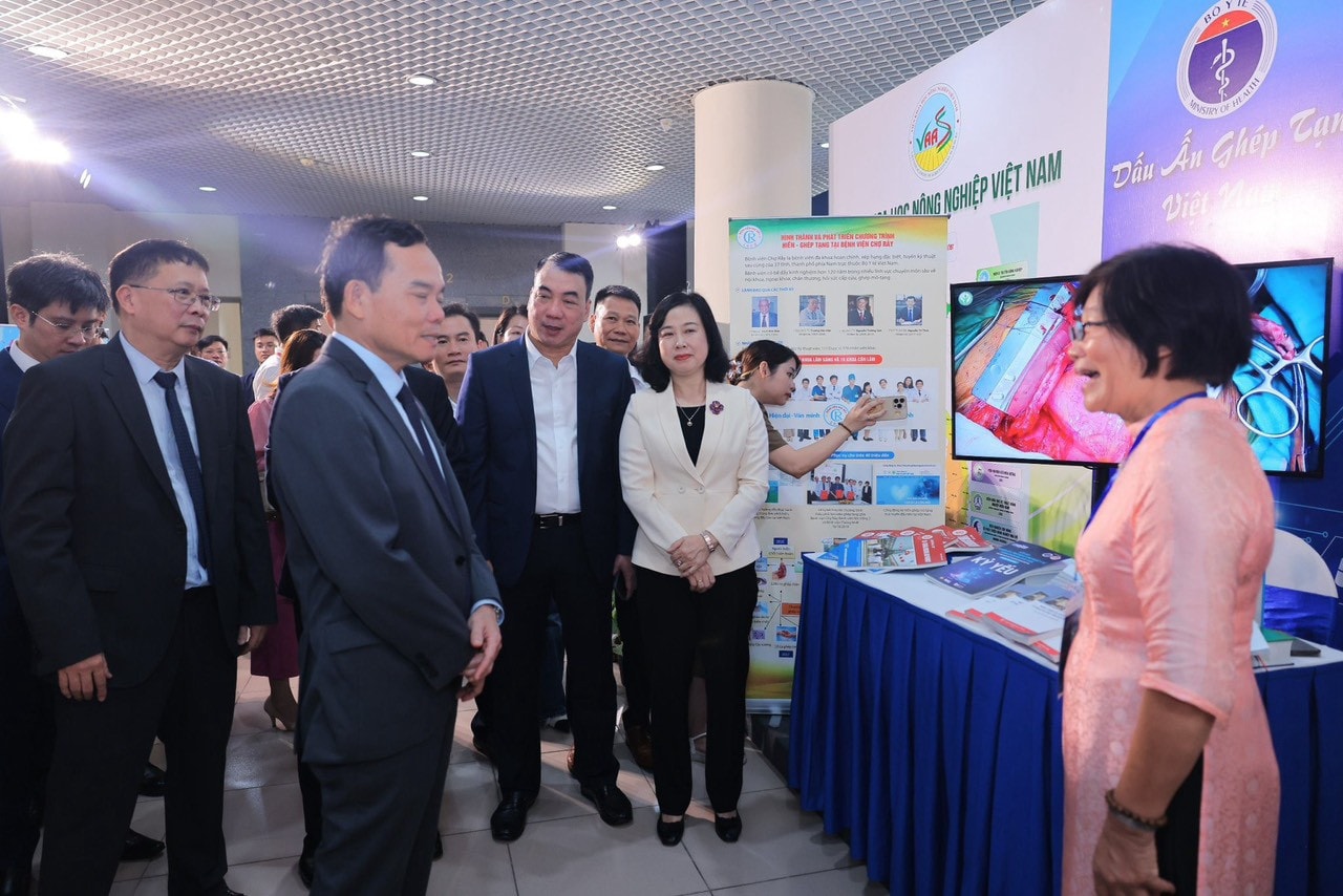 Thủ tướng Chính phủ Phạm Minh Chính dự Lễ chào mừng Ngày Khoa học và Công nghệ Việt Nam -0