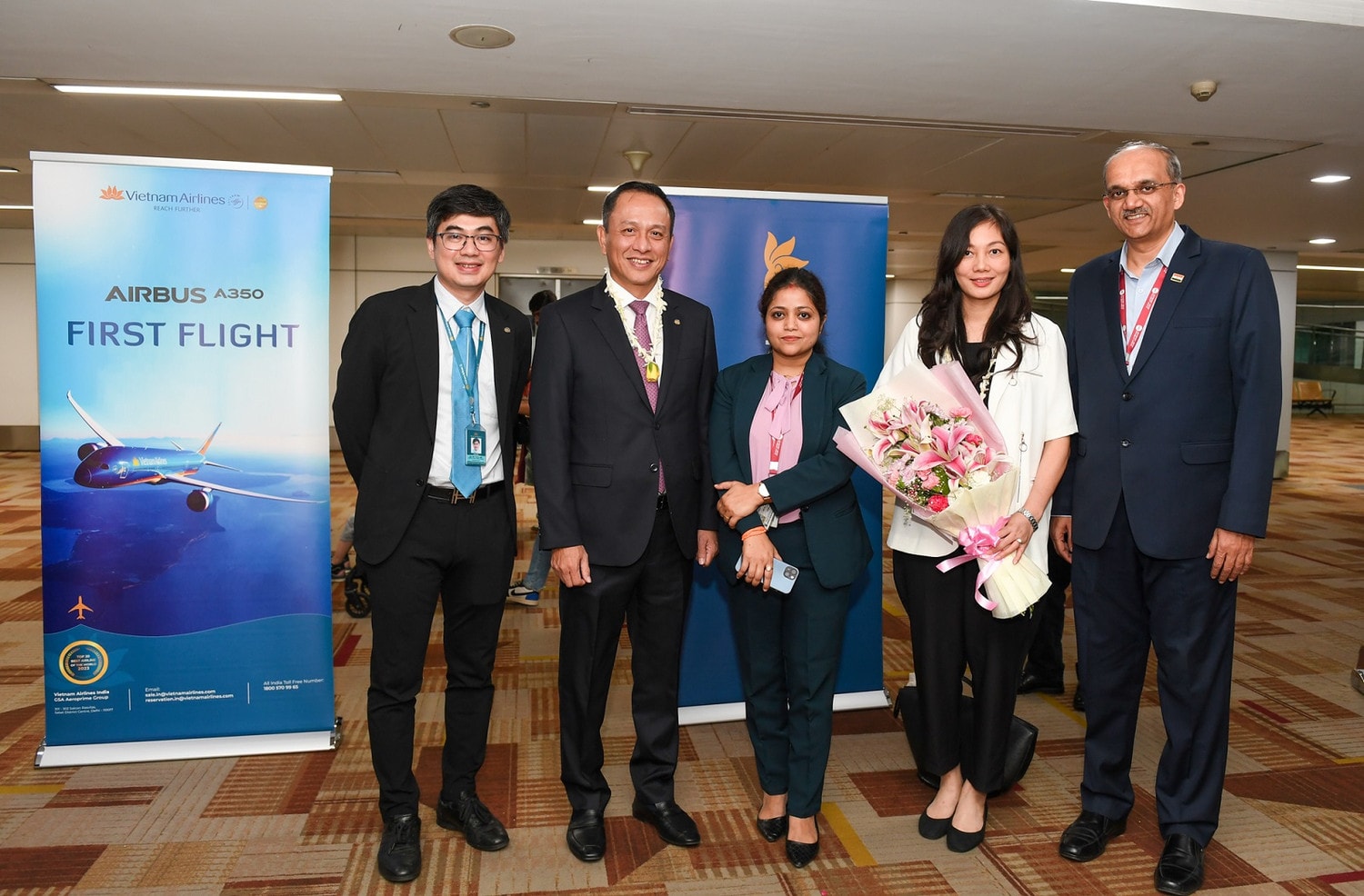 Vietnam Airlines chính thức đưa máy bay thân rộng Airbus A350 vào khai thác trên đường bay giữa Hà Nội, TP. Hồ Chí Minh và Delhi (Ấn Độ) thay cho các máy bay thân hẹp Airbus A321. Ảnh: BN Tăng khai thác đến Ấn Độ, Vietnam Airlines thúc đẩy khách du lịch đến Việt Nam -0