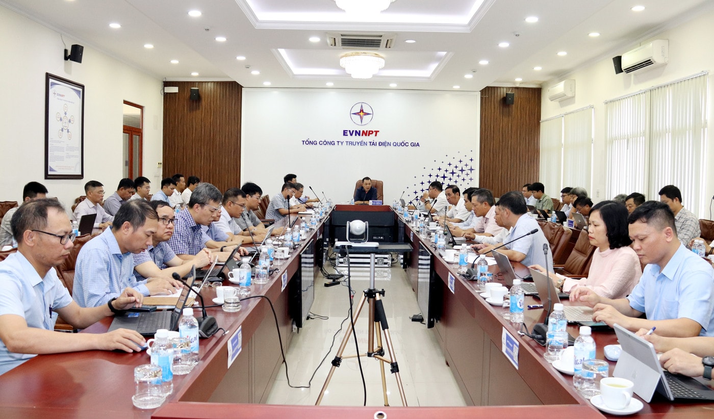 Tiếp tục rà soát, đôn đốc tiến độ cung cấp vật tư, phụ kiện cho các Dự án đường dây 500kV mạch 3 -0