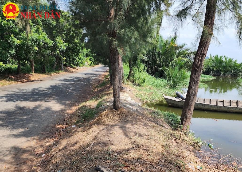 TP. Hồ Chí Minh: Nhiều khu dân cư gần dự án ngăn triều 10.000 tỷ vẫn phải đắp đê chống ngập