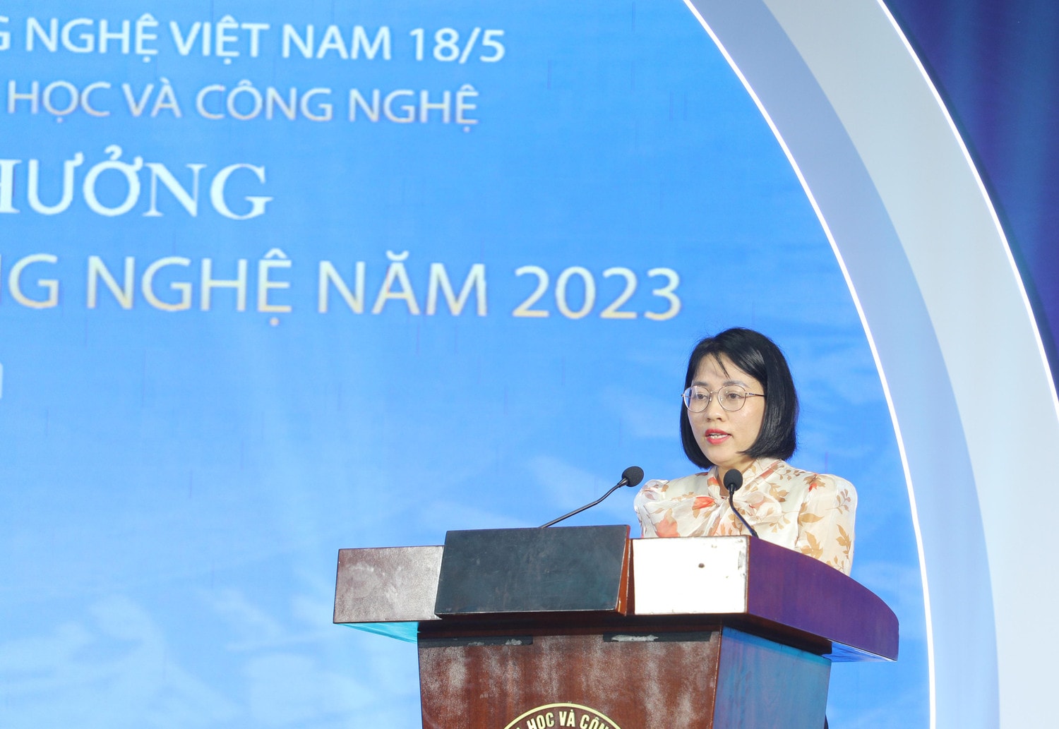 Giám đốc Trung tâm Nghiên cứu và Phát triển truyền thông Khoa học và Công nghệ Nguyễn Thị Hải Hằng phát biểu khai mạc Trao giải báo chí viết về Khoa học và Công nghệ -0