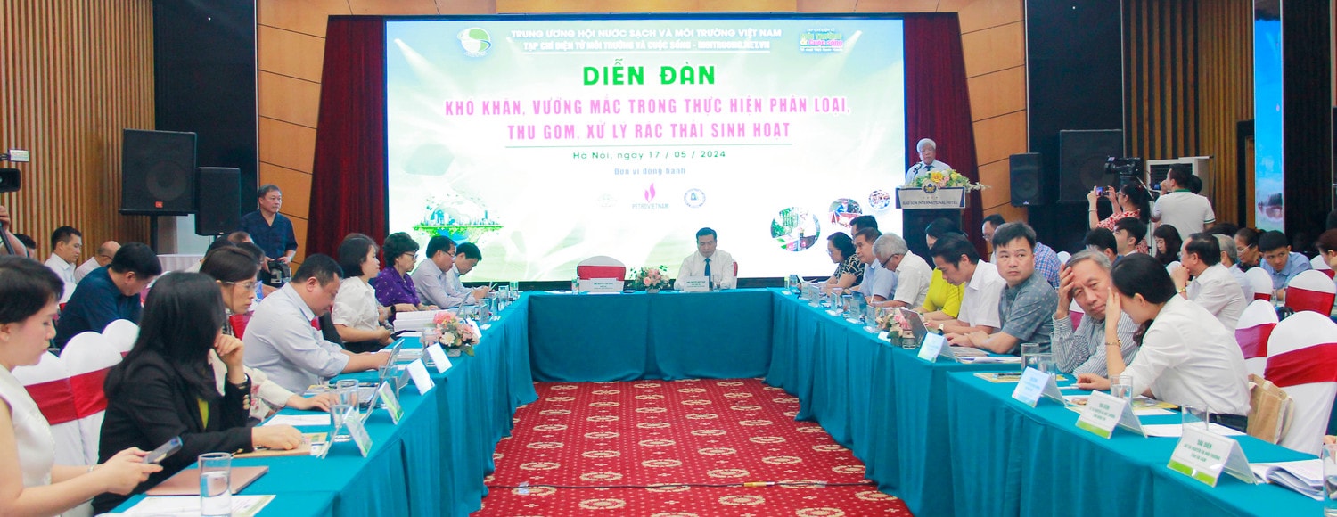 Toàn cảnh diễn đàn Phân loại, thu gom, xử lý rác thải sinh hoạt cần nâng cao nhận thức của người dân -0