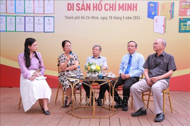 25 năm Tủ sách Di sản Hồ Chí Minh -0
