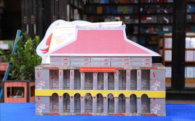25 năm Tủ sách Di sản Hồ Chí Minh -0