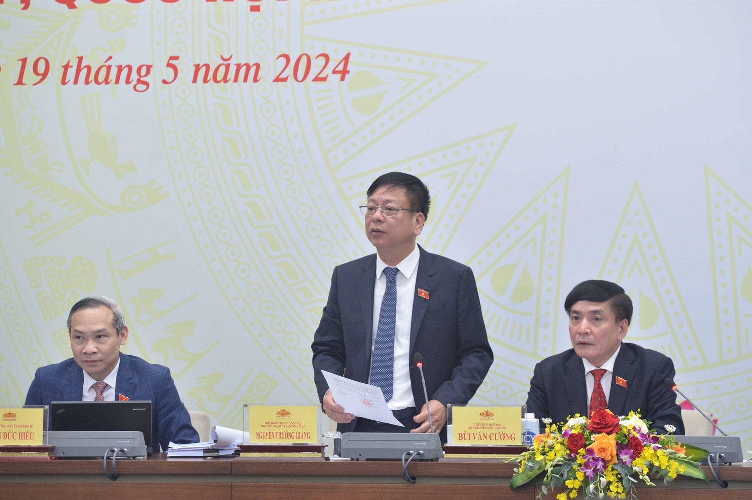 Tổng Thư ký Quốc hội, Chủ nhiệm Văn phòng Quốc hội Bùi Văn Cường chủ trì họp báo về dự kiến Chương trình Kỳ họp thứ Bảy, Quốc hội khóa XV -0
