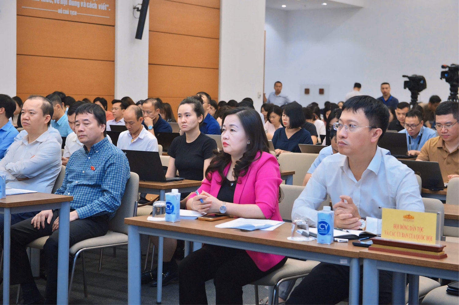 Tổng Thư ký Quốc hội, Chủ nhiệm Văn phòng Quốc hội Bùi Văn Cường chủ trì họp báo về dự kiến Chương trình Kỳ họp thứ Bảy, Quốc hội khóa XV -0