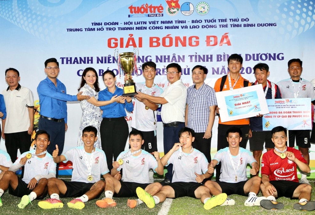 Đội bóng đá Cao su Phước Hòa đoạt Cúp Báo Tuổi trẻ Thủ đô năm 2024 -0