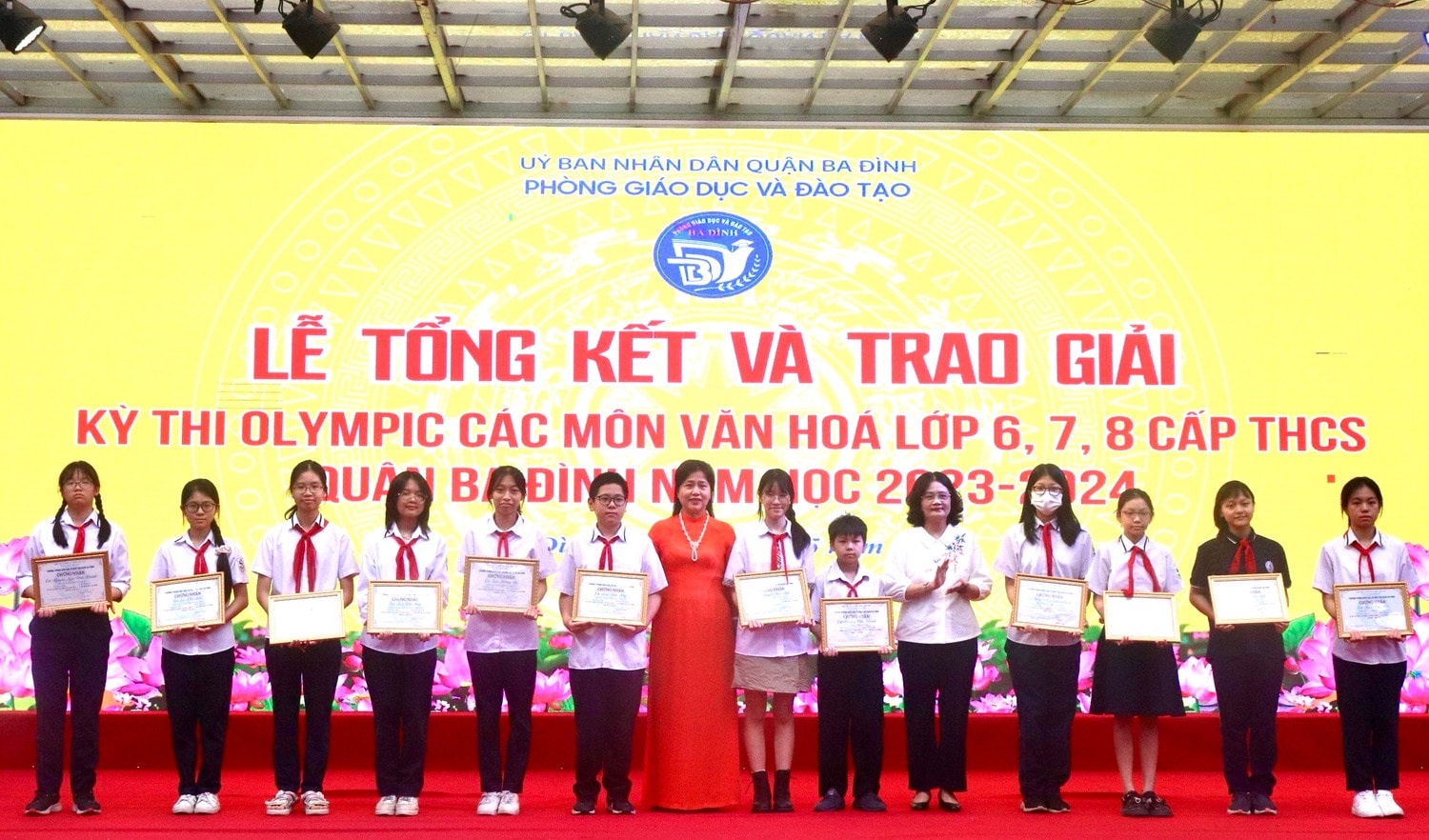 Hà Nội: Học sinh quận Ba Đình đạt thành tích cao tại cuộc thi Olympic các môn Văn hoá và Khoa học -0