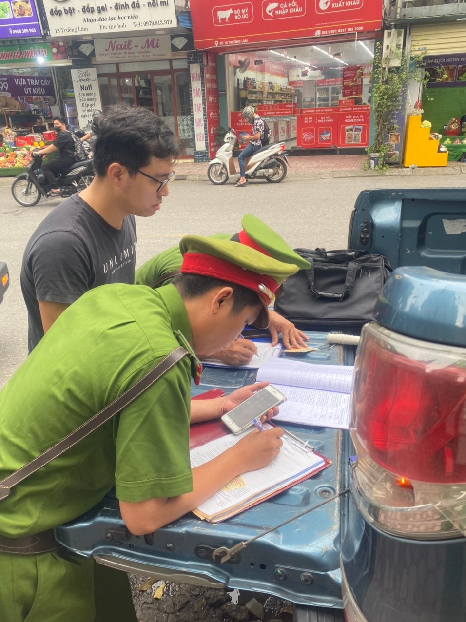 Quyết tâm xây dựng “văn hóa giao thông