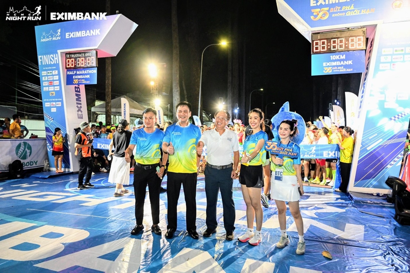 Ho Chi Minh City Night Run Eximbank - lan tỏa tinh thần năng động và 