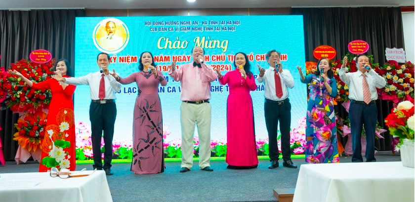 CLB dân ca ví giặm Nghệ Tĩnh tại Hà Nội: Nhiều dấu ấn trong lòng người hâm mộ -0