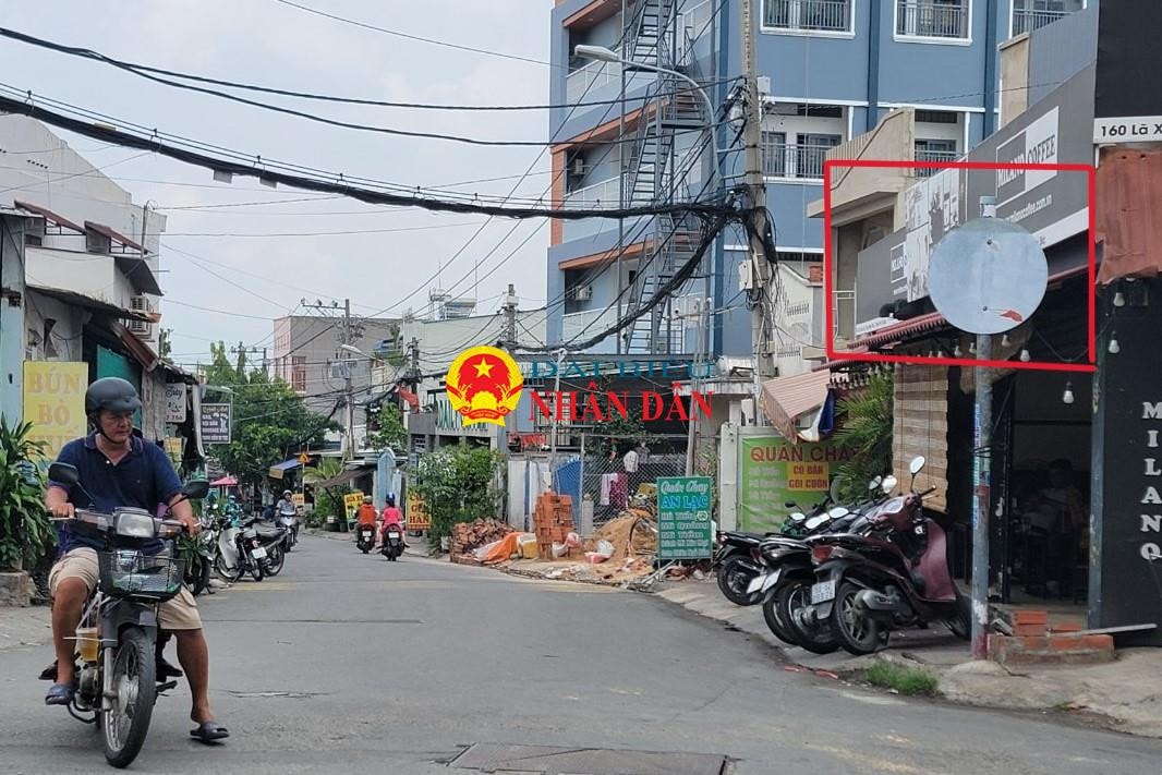 TP. Hồ Chí Minh: Biển báo giao thông tại nhiều tuyến đường bị tẩy xóa, mất tác dụng -1