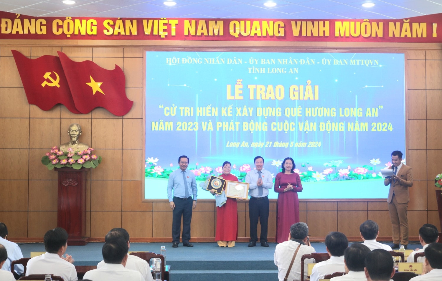 10 tác giả đạt giải Cuộc vận động “Cử tri hiến kế xây dựng quê hương Long An” năm 2023