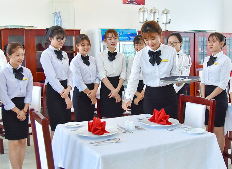 Nâng cao chất lượng đào tạo, bồi dưỡng nguồn nhân lực du lịch -0