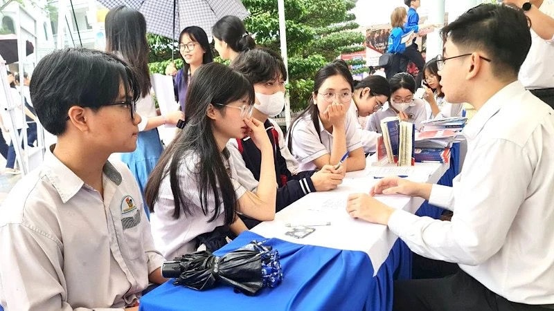 Đẩy mạnh tư vấn, định hướng nghề nghiệp cho đoàn viên, thanh niên -0