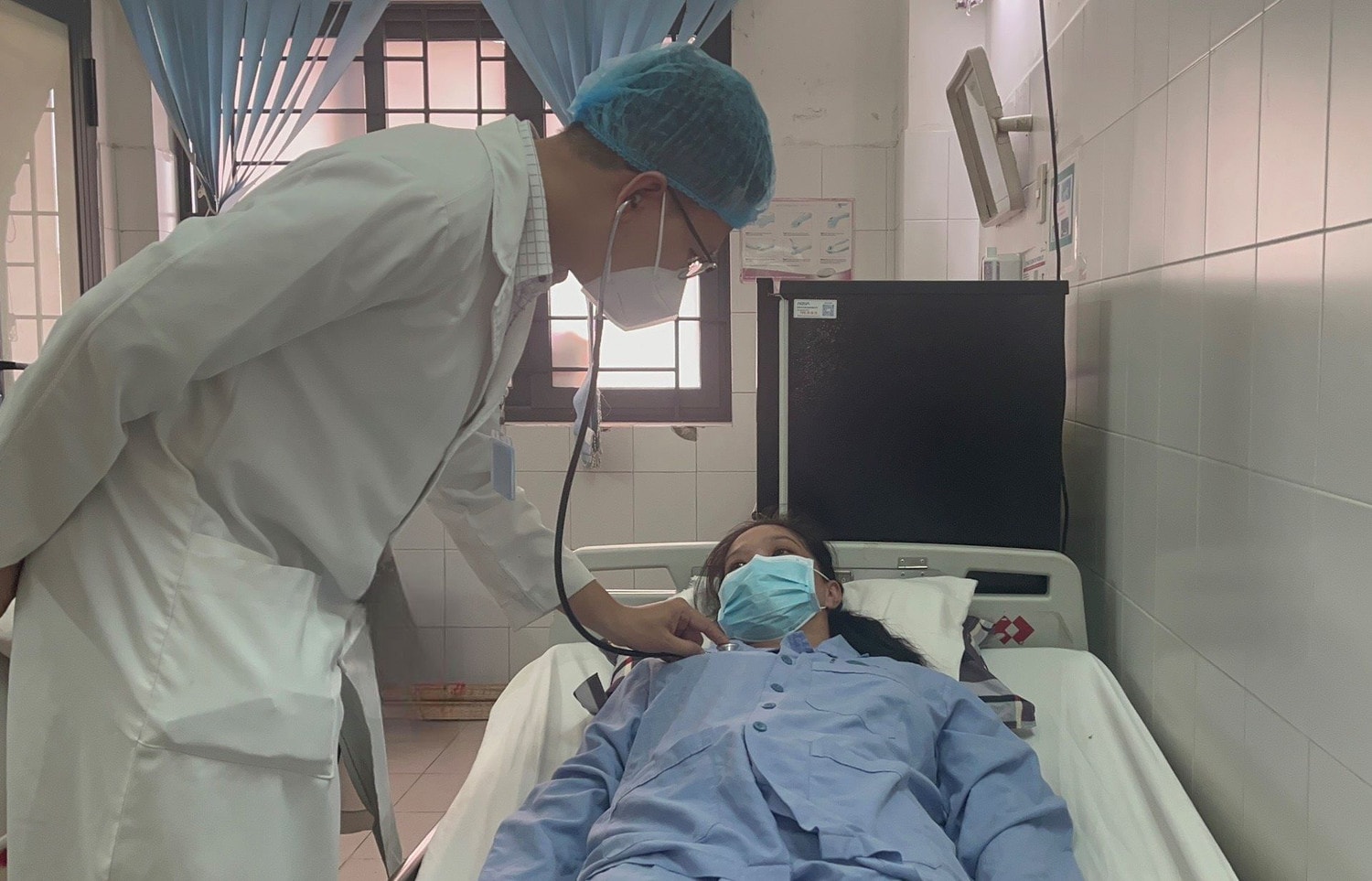 Cứu sống bệnh nhân đứt rời phế quản -0