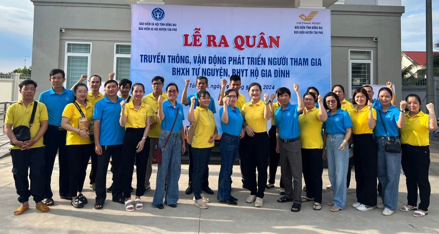 Ra quân tuyên truyền người dân tham gia BHXH tự nguyện -0