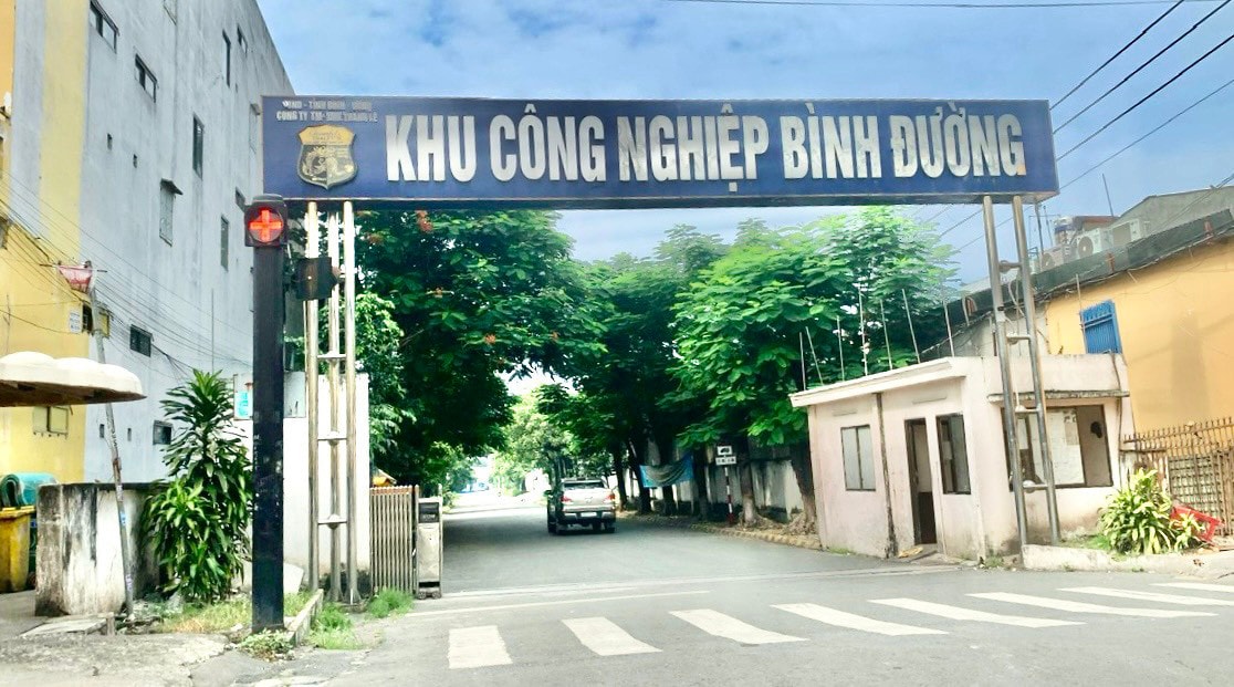 Bình Dương xây dựng đề án cơ chế hỗ trợ hàng nghìn doanh nghiệp bị di dời nhà máy -0