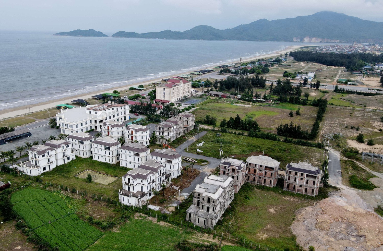 UBND tỉnh Hà Tĩnh yêu cầu phía chủ đầu tư phải báo cáo định kỳ hàng quý về tiến độ dự án Hà Tĩnh yêu cầu các đơn vị đôn đốc, giám sát chặt chẽ -0