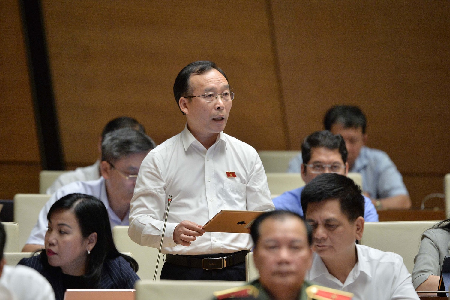 Ngăn chặn hiệu quả tình trạng thông đồng dìm giá, “quân xanh, quân đỏ” -0