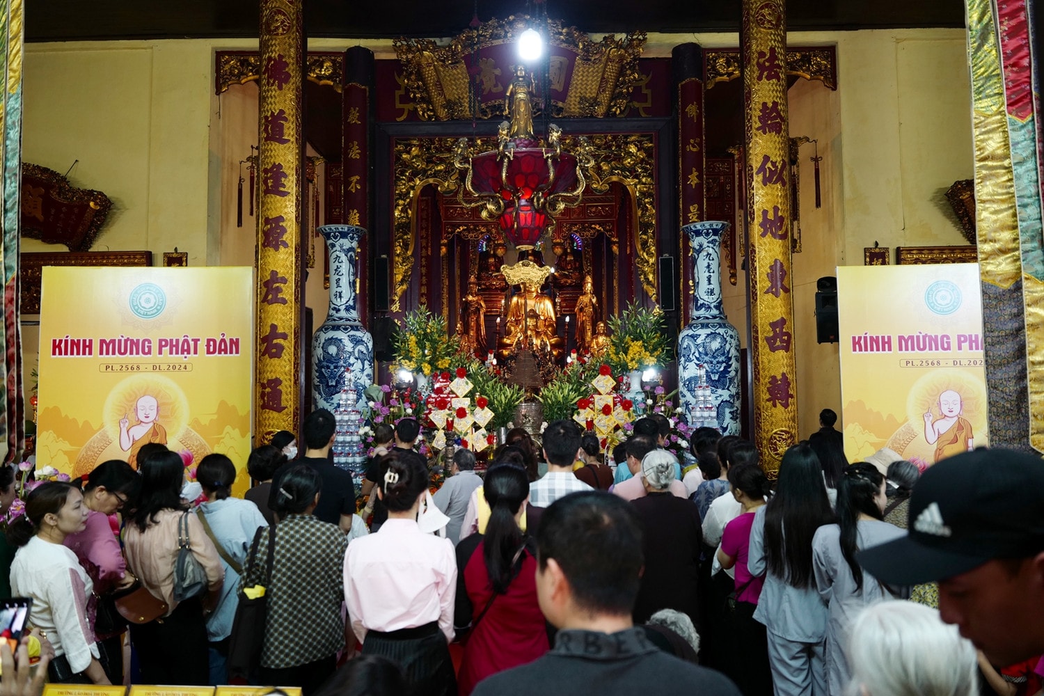Đại lễ Phật Đản không chỉ là dịp để tưởng nhớ và tôn vinh Đức Phật mà còn là cơ hội để các Phật tử khắp nơi trên thế giới cùng thực hành và lan tỏa những giá trị từ bi, trí tuệ... Đại lễ Phật đản 2024: “Tâm bình thế giới bình” -2