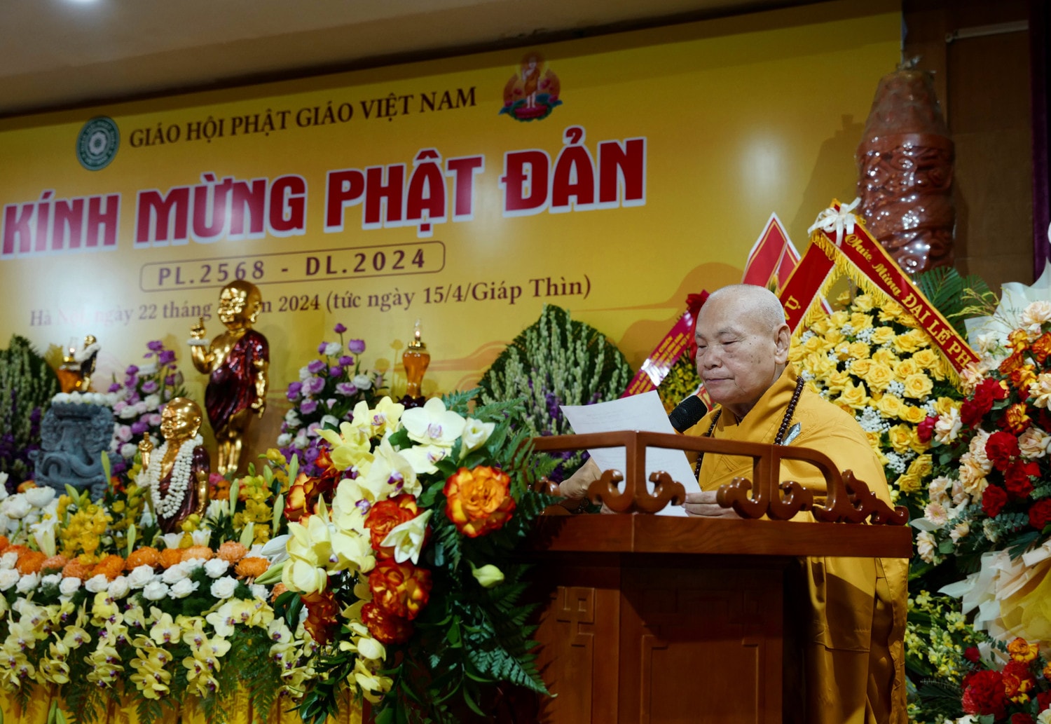 Đức Phó Pháp chủ Hội đồng Chứng minh, Chủ tịch Hội đồng Trị sự Giáo hội Phật Giáo Việt Nam Trưởng lão Hòa Thượng Thích Thiện Nhơn cung tuyên thông điệp Phật đản Đại lễ Phật đản 2024: “Tâm bình thế giới bình” -0