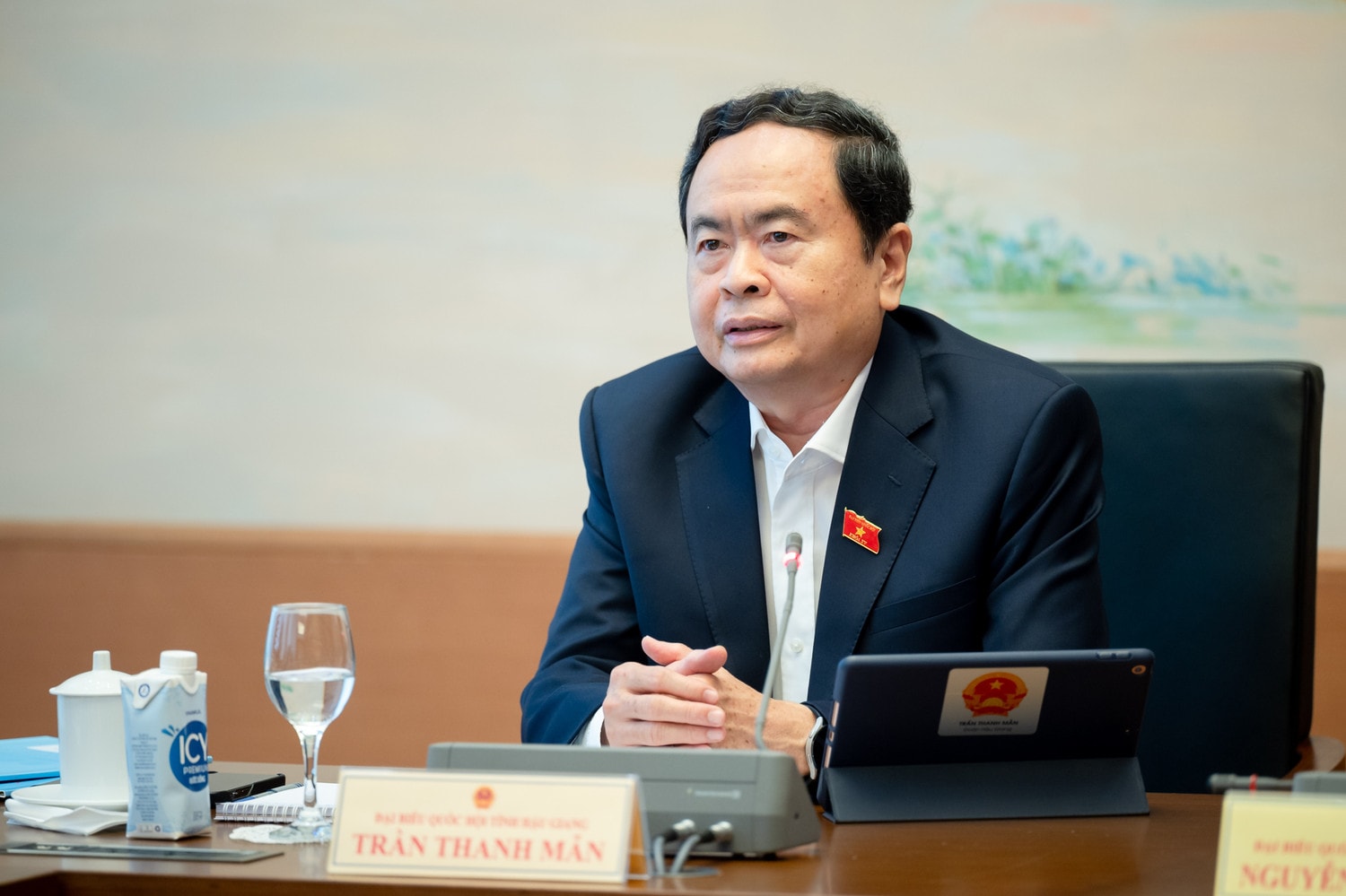Chủ tịch Quốc hội Trần Thanh Mẫn tham dự Phiên thảo luận Tổ về đánh giá tình hình kinh tế - xã hội và ngân sách nhà nước -0