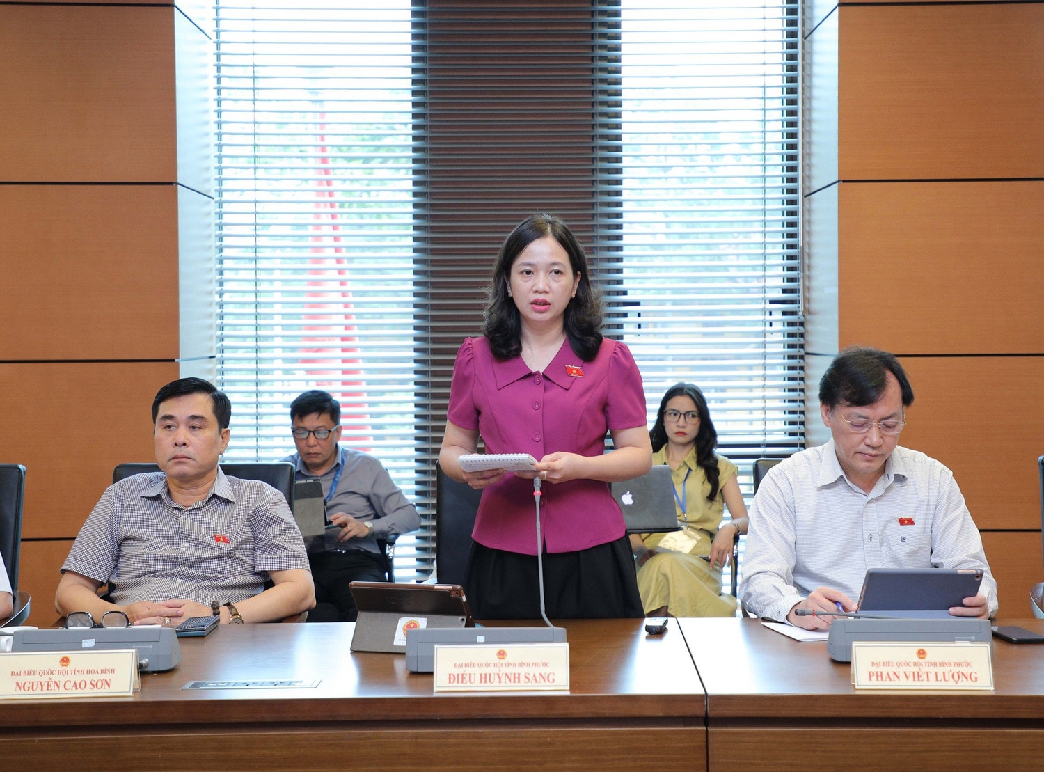 Đoàn ĐBQH tỉnh Yên Bái, Hòa Bình, Bình Phước, Bình Thuận thảo luận tại tổ: Kịp thời xử lý tài sản dôi dư sau sáp nhập -0