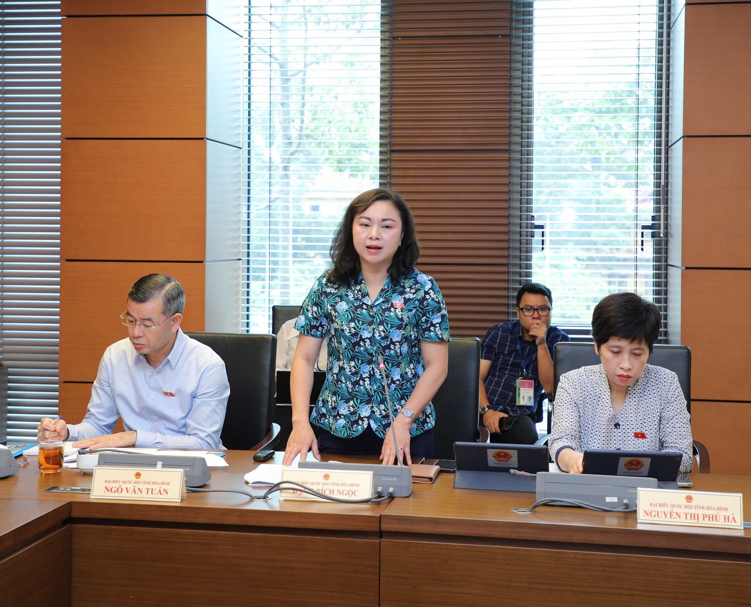 Đoàn ĐBQH tỉnh Yên Bái, Hòa Bình, Bình Phước, Bình Thuận thảo luận tại tổ: Kịp thời xử lý tài sản dôi dư sau sáp nhập -0