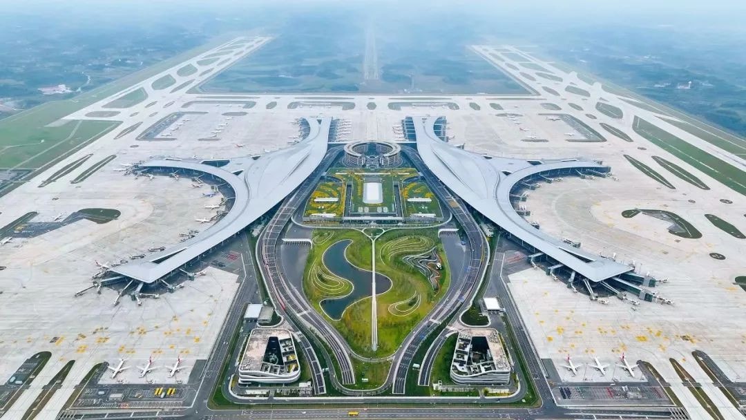 Vietnam Airlines ưu đãi vé bay Hà Nội - Thành Đô chỉ từ 5,6 triệu đồng -0