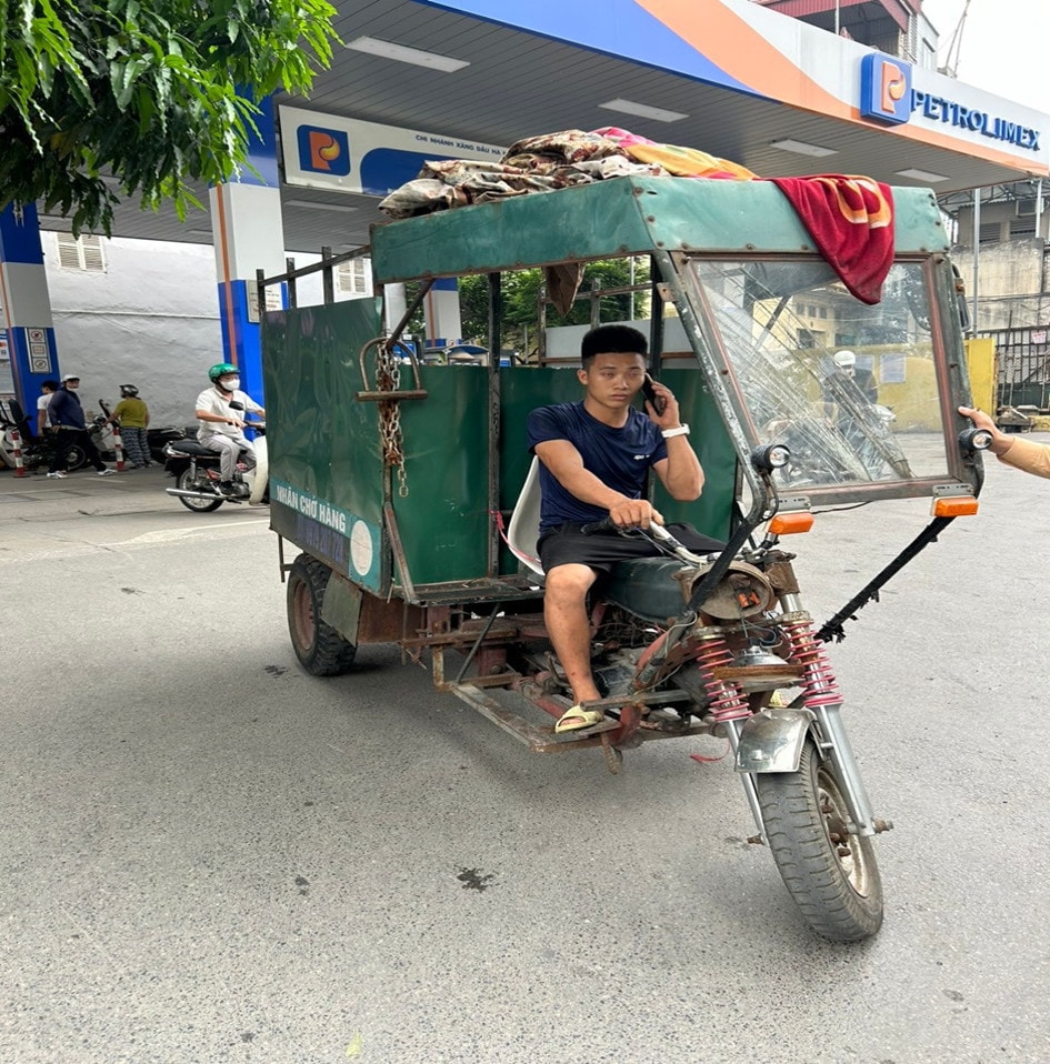 Phòng Cảnh sát giao thông đẩy mạnh hoạt động tuần tra kiểm soát, xử lý xe ba bánh tự chế, xe chờ hàng 