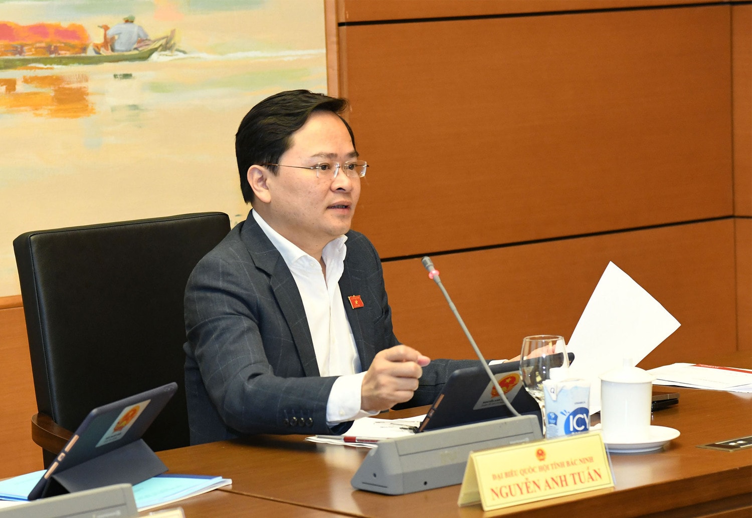 Chủ tịch Quốc hội Trần Thanh Mẫn tham dự Phiên thảo luận Tổ về đánh giá tình hình kinh tế - xã hội và ngân sách nhà nước -0