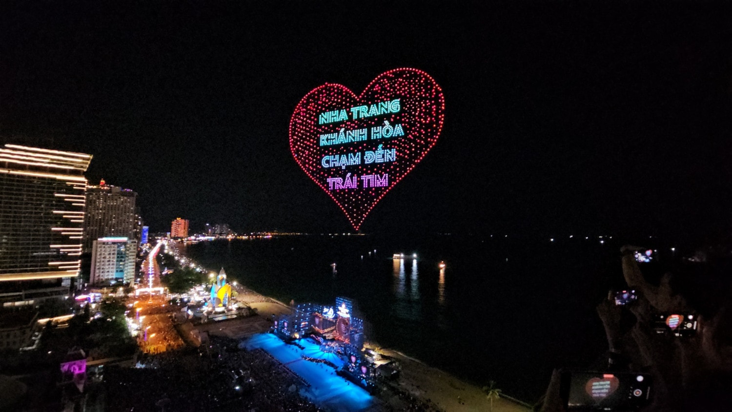 Lan tỏa hình ảnh vịnh ngọc Nha Trang, Khánh Hòa -0