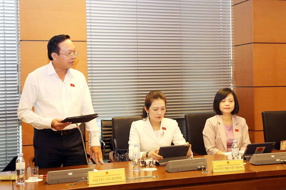 Cần quy định cụ thể, rõ ràng hơn về vũ khí thô sơ -1