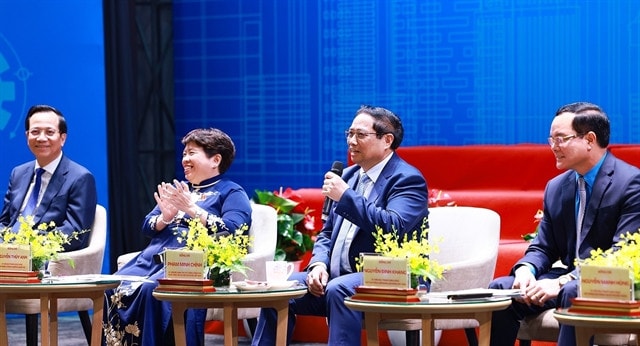 Prime Minister Phạm Minh Chinh during the discussion with workers on 26 Mai. — VNA/VNS Photo Duong Giang PM stresses productivity in national development in meeting with labour confederation -0