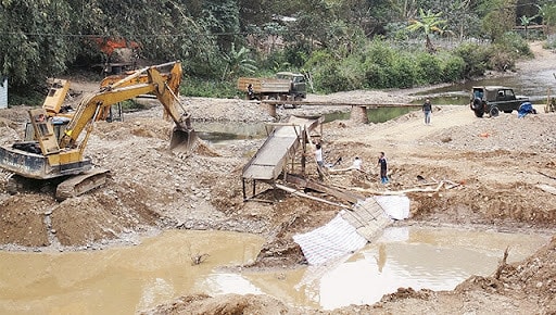 Khai thác khoáng sản trái phép sẽ bị xử lý như thế nào? -0