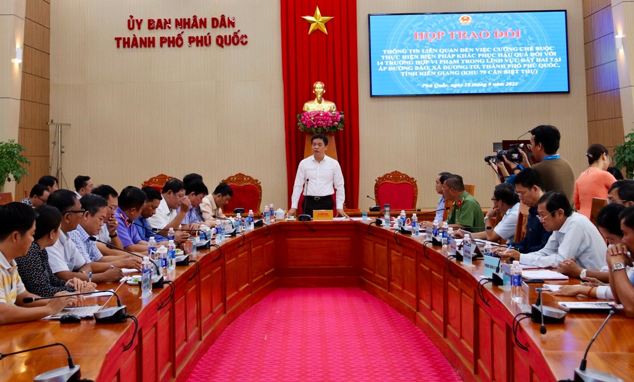 TP. Phú Quốc: Bí thư, Chủ tịch xã chịu trách nhiệm nếu để đất rừng bị bao chiếm, xây dựng trái phép ảnh 1 TP. Phú Quốc: Còn chiếm đất rừng, xây dựng trái phép, Bí thư, chủ tịch xã chịu trách nhiệm -0