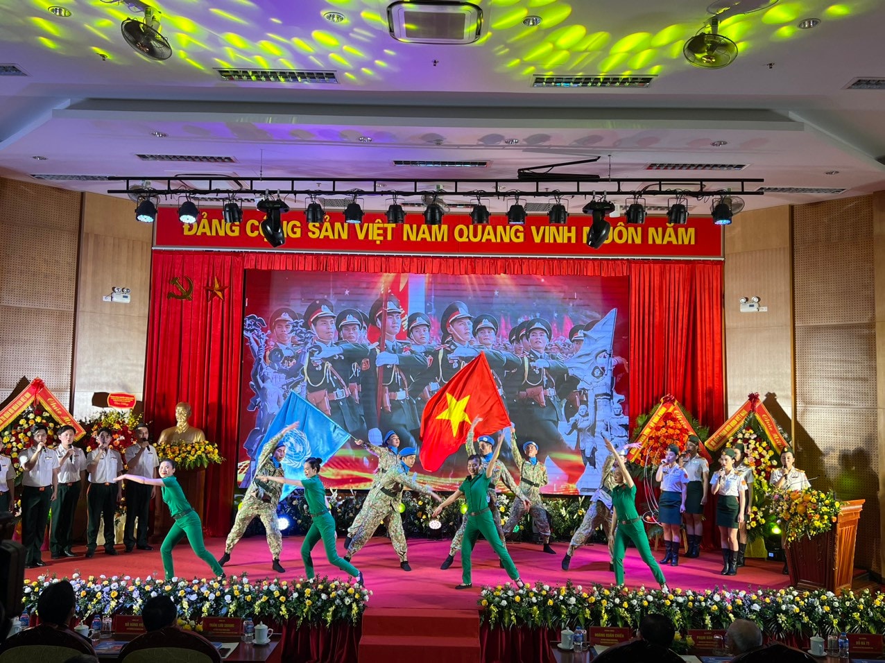 Cục Gìn giữ hòa bình Việt Nam kỷ niệm 10 năm Ngày truyền thống -0